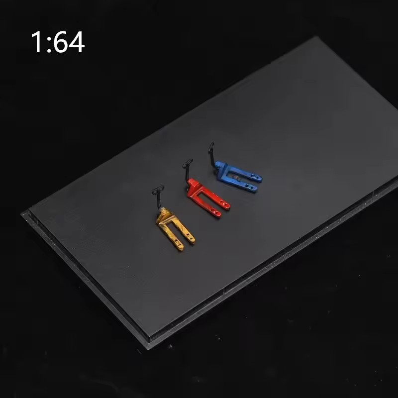 1/64 Scale Garage Scene Access - Workshop Tools Display recensione e prezzo